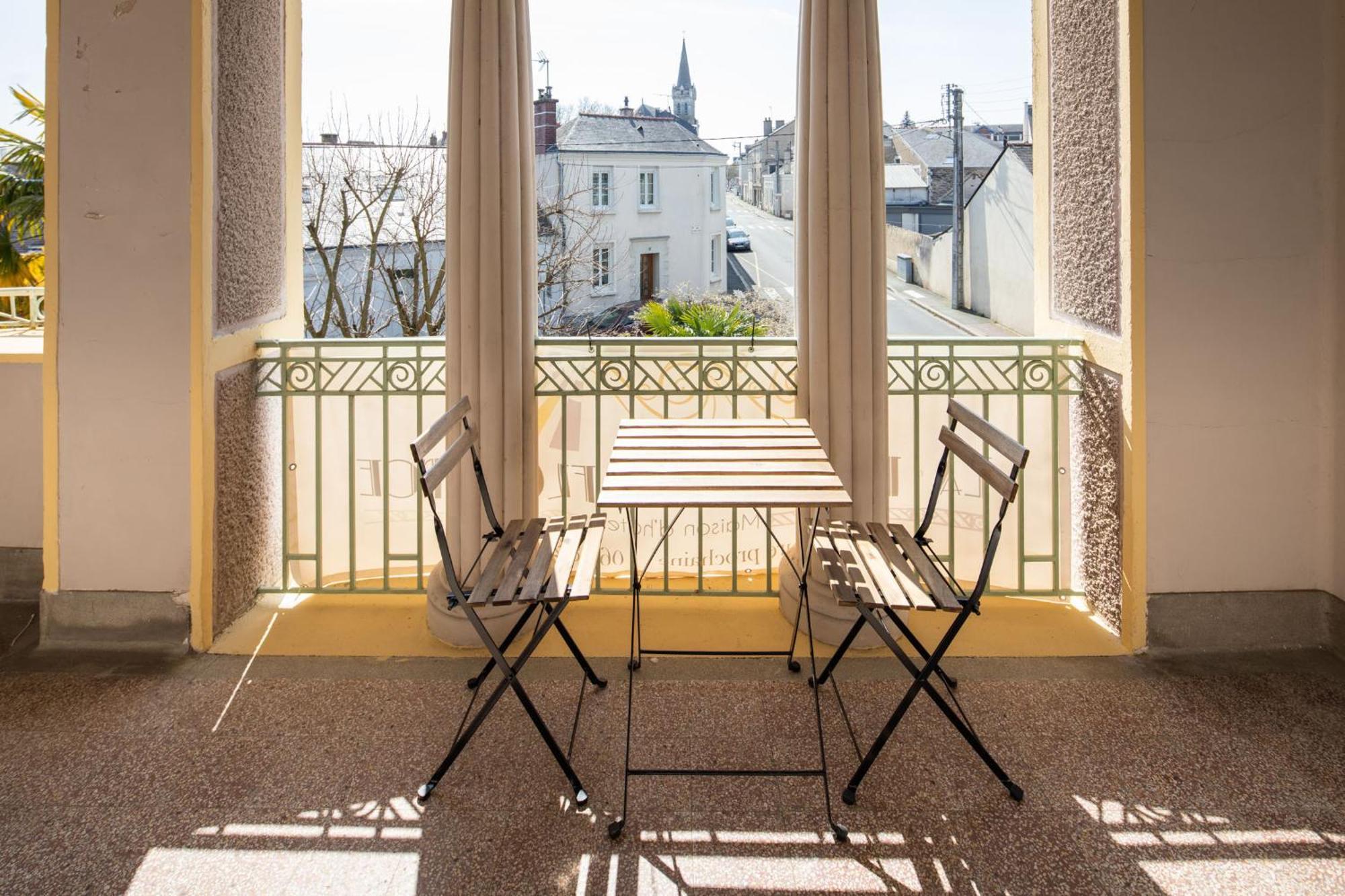 La Maison De Florence Angers Habitación foto